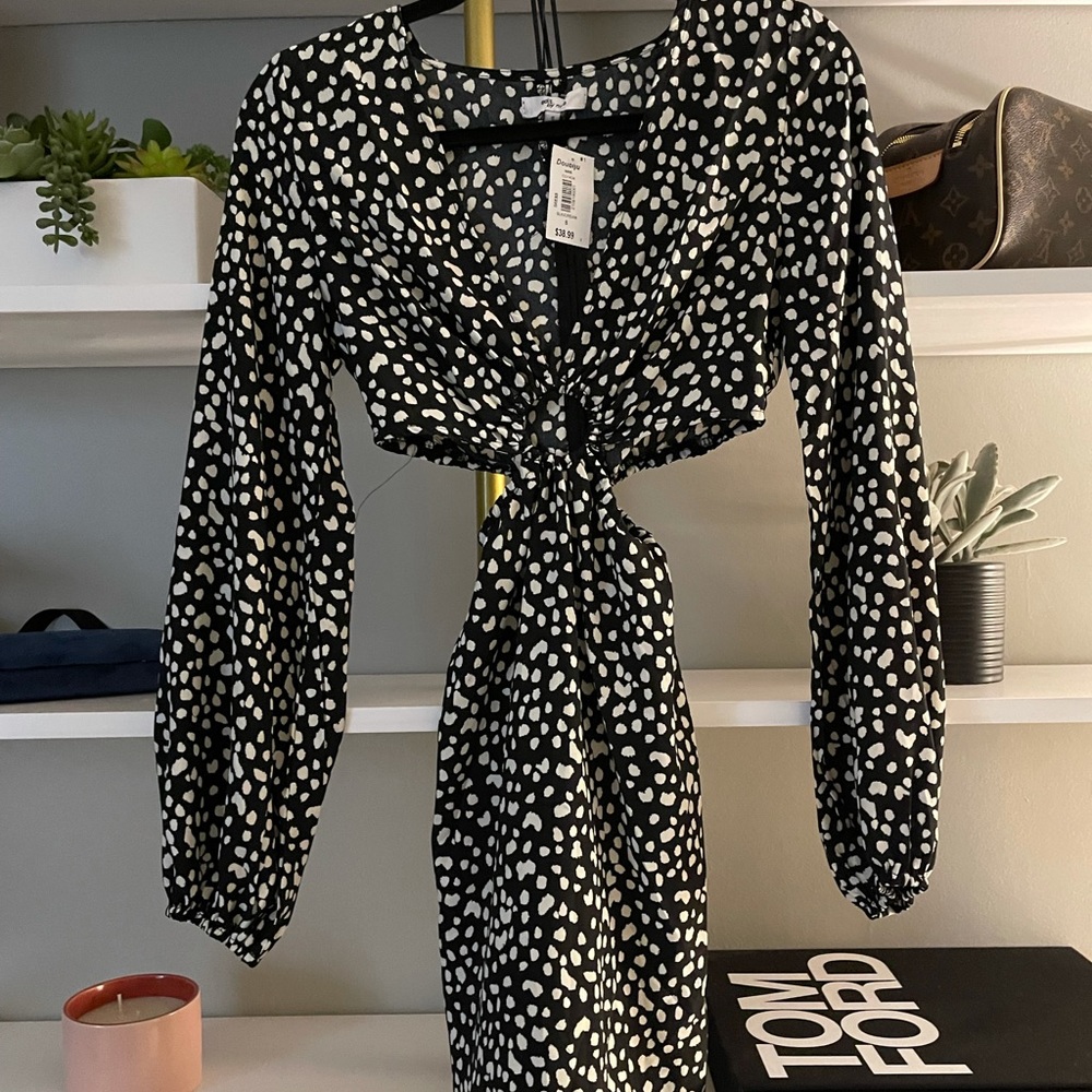 Pattern cut out dress